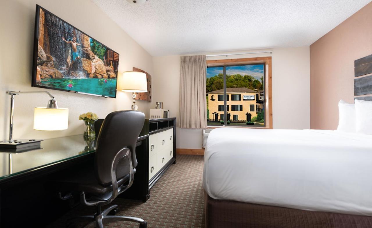 The Vue Boutique Hotel & Boathouse ウィスコンシン デルズ エクステリア 写真