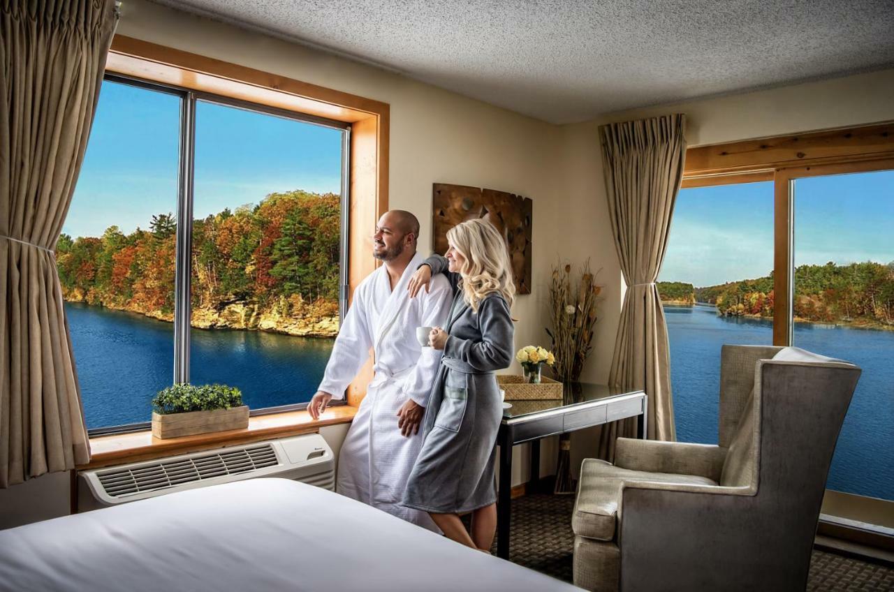 The Vue Boutique Hotel & Boathouse ウィスコンシン デルズ エクステリア 写真